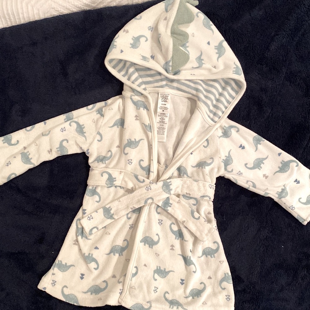 🦕 hooded towel robe (0-9M)
